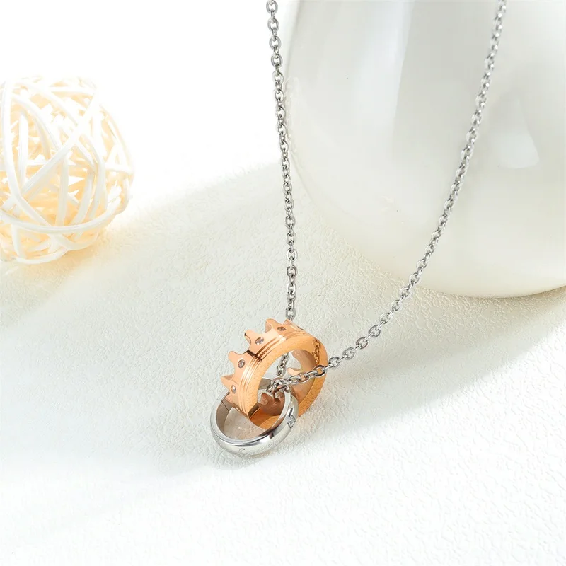 Matching King & Queen Crown Necklaces – Engraved Stainless Steel Couple Necklace for Eternal Love