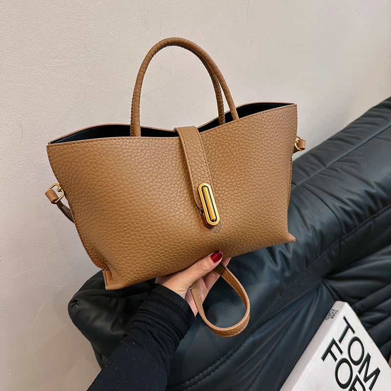 Luxury Leather Tote Handbag for Women – Designer Soft Shoulder Crossbody Bag with Large Capacity and Elegant Fashion Appeal