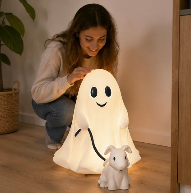 Halloween Ghost Dog Figurine – Cute Walking Dog Statue with Spooky Festival Charm, Tabletop Decoration, and Household Ornament Party Gift