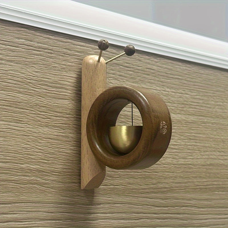 Snail-Shaped Wooden Dopamine Doorbell – Cute Bird Wind Chimes for Entrance Decor, Opening Reminder & Whimsical Housewarming Gift