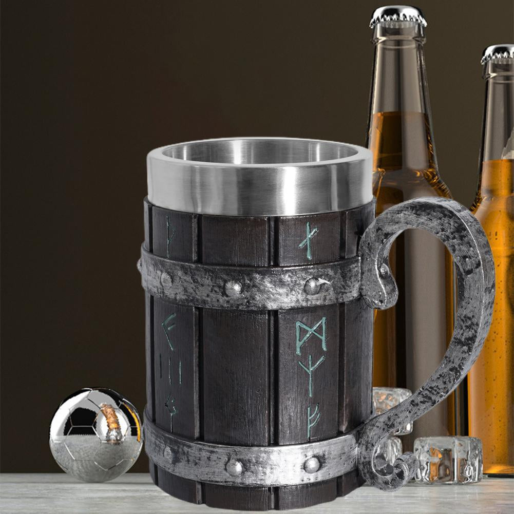 Resin Viking Beer Mug – 550ml Medieval Black Barrel Cup for Beer Lovers, Pubs, Bars & Unique Groomsmen Gifts