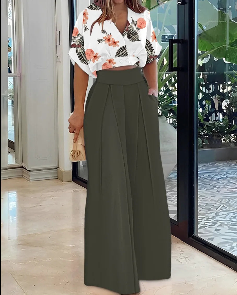 Casual Two Piece Outfit – Women’s V-Neck Top and Wide Leg Pants Set, Loose Fit Streetwear Fashion for Everyday Style