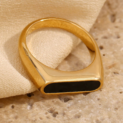 Natural Shell Ring – Elegant 18K Gold Plated Stainless Steel Stripe Ring for Women’s Chic Minimalist Everyday Jewelry