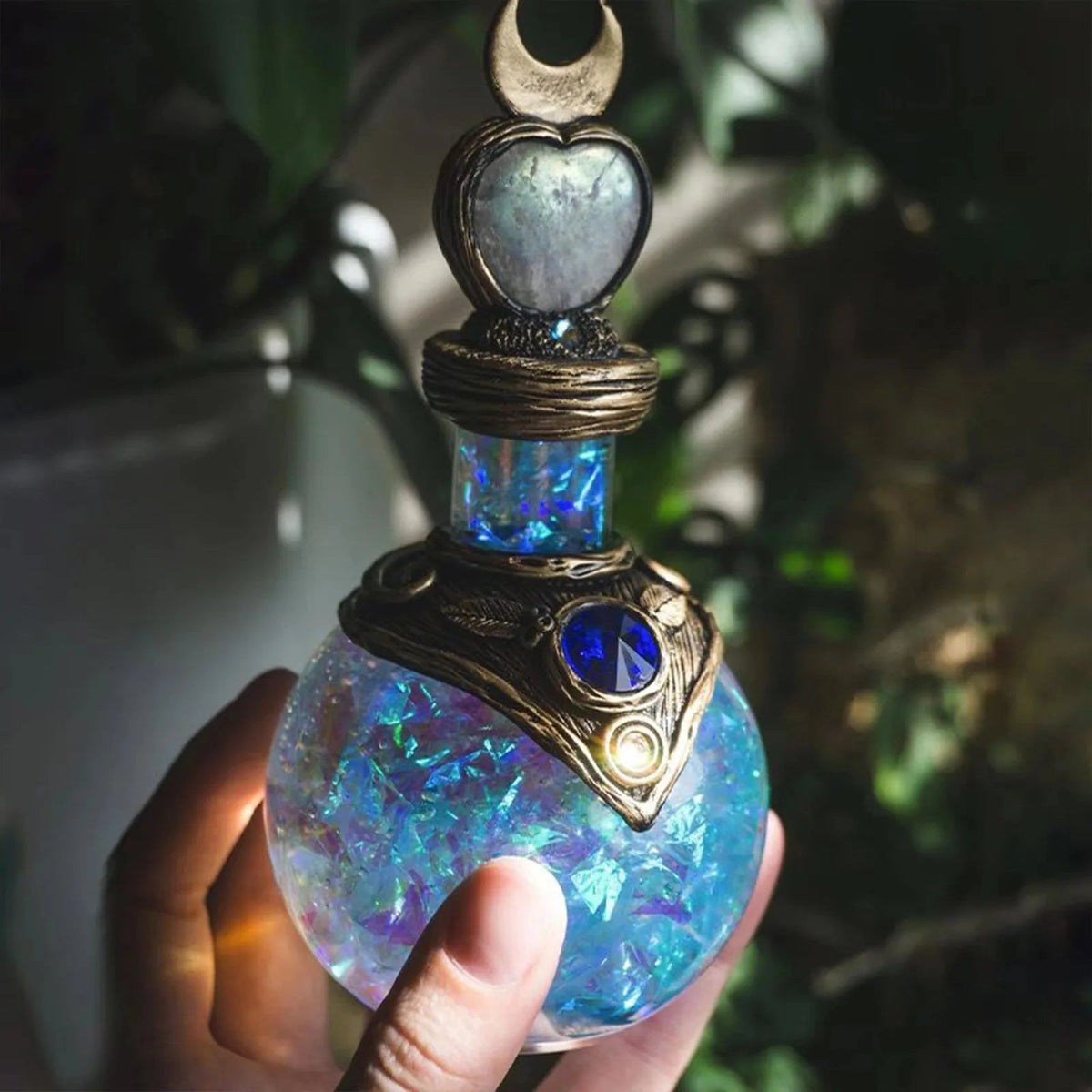 Magic Moon Potion Bottle Decoration – Creative Mermaid Aura Fantasy Vial Ornament for Home Office Desktop Display and Collectible Décor