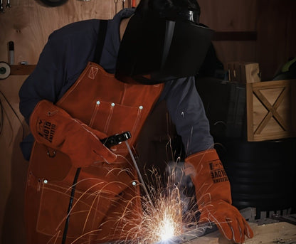 Heat-Resistant Leather Welding Apron – Heavy-Duty 37.8'' Flame Retardant Apron with 6 Pockets for Blacksmiths, Carpenters & More