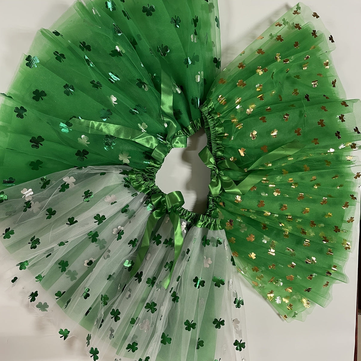Anime-Inspired Shamrock Tulle Skirt – Adjustable Waist St. Patrick’s Day Costume with Cute Clover Print for Women’s Festive Style