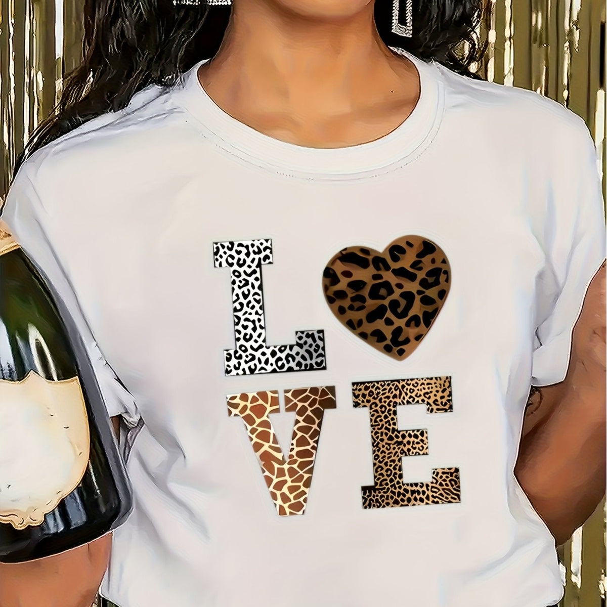 White Leopard Heart Graphic T-Shirt – Casual Round Neck Short Sleeve Cotton Tee for Everyday Fashion and All-Season Wear