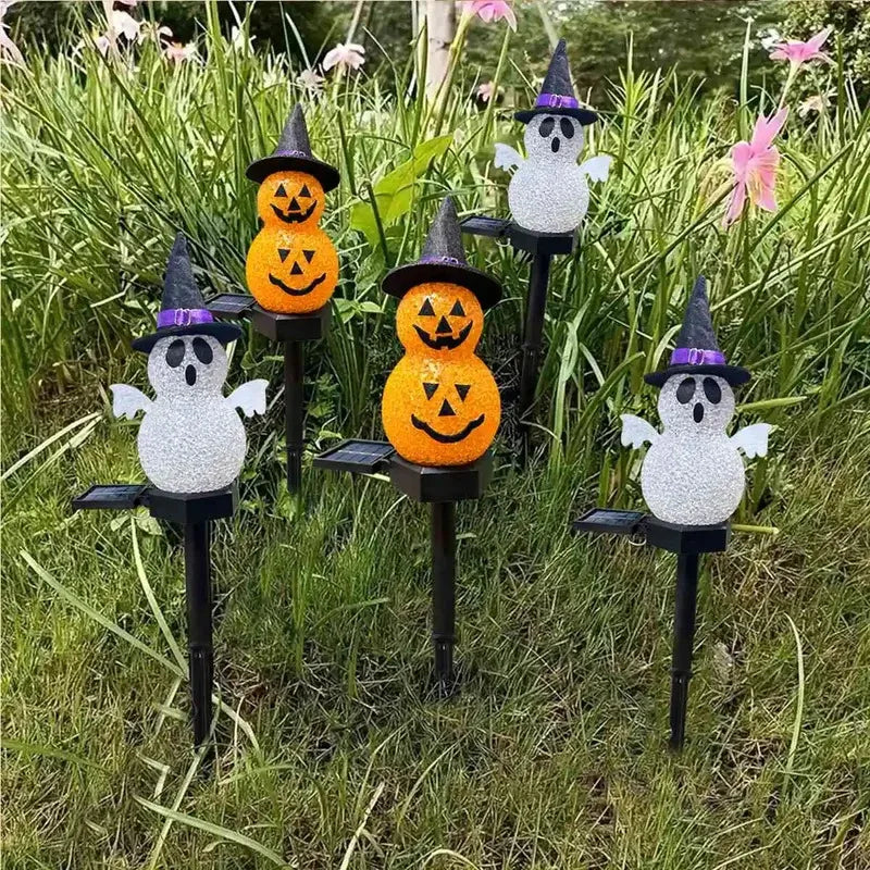 Halloween Solar Stake Light – 3D Pumpkin and Ghost Portable Pathway Lamp for Outdoor Garden, Lawn, and Patio Festive Decoration