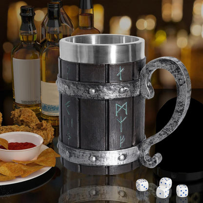 Resin Viking Beer Mug – 550ml Medieval Black Barrel Cup for Beer Lovers, Pubs, Bars & Unique Groomsmen Gifts