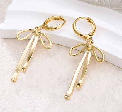 Fairy Tale Bow Stud Earrings – Retro Sweet Stainless Steel Jewelry for Women, Perfect for Daily Fashion, Gifts, or Special Occasions