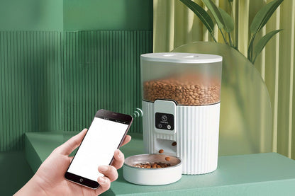 Smart Pet Feeder- WiFi-Enabled Auto Dispenser for Dogs & Cats with Remote Control for Precise Mealtime Scheduling