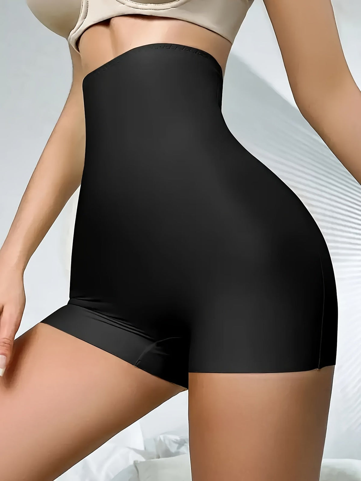 High-Waisted Women’s Shapewear Shorts – Seamless Butt-Lifting Design for Yoga, Fitness, and Everyday Comfort Compression