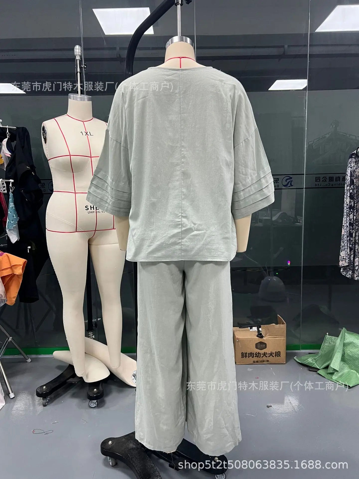 Women’s Loose Two-Piece Summer Set – Casual Button Shirt with 3/4 Sleeves and Slit Wide-Leg Pants for Effortless 2025 Style and Relaxed Elegance
