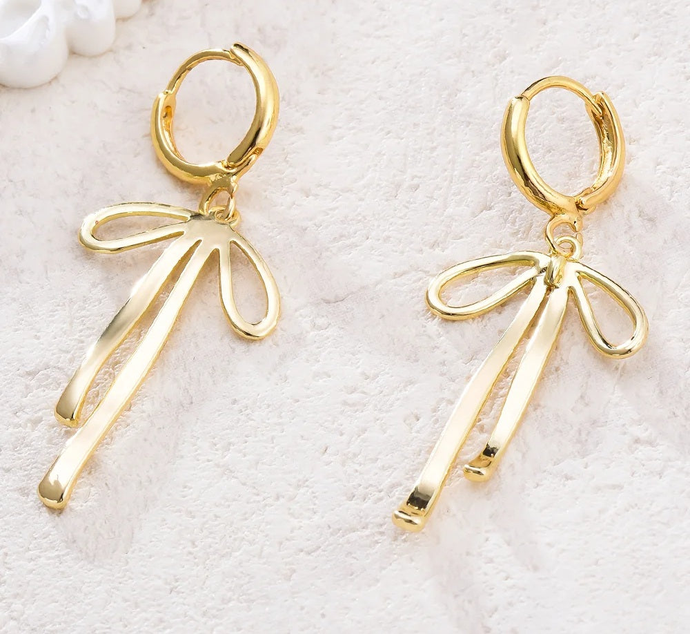 Fairy Tale Bow Stud Earrings – Retro Sweet Stainless Steel Jewelry for Women, Perfect for Daily Fashion, Gifts, or Special Occasions