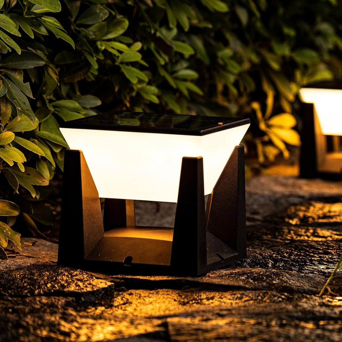 Solar Fence & Deck Cap Lights – Waterproof Outdoor Post Pillar Lamps for Patio, Yard & Landscape Lighting