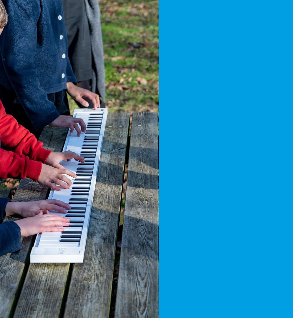 Portable Foldable Electronic Keyboard – 49 Keys Roll-Up Piano for Beginners & Professional Practice