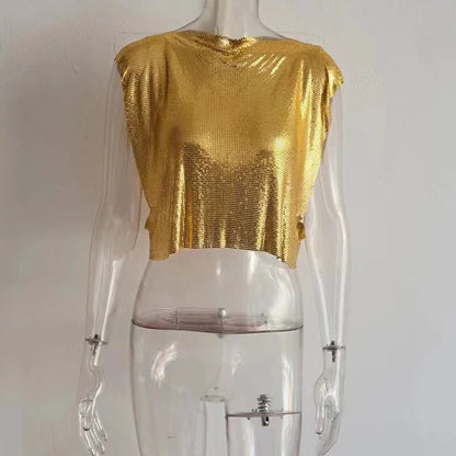 Metal Buckle Sleeveless Top – Women’s Summer Fashion Shirt with Chain Detail for Bold Streetwear Looks