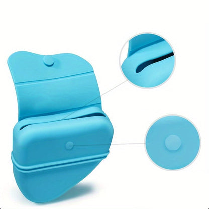 Dog Treat Pouch with Clip, Flip Cover, and Strong Magnet Closure – Portable Silicone Training Bag Perfect for Walking, Trainers, and Puppy Rewards