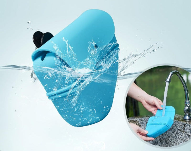 Dog Treat Pouch with Clip, Flip Cover, and Strong Magnet Closure – Portable Silicone Training Bag Perfect for Walking, Trainers, and Puppy Rewards