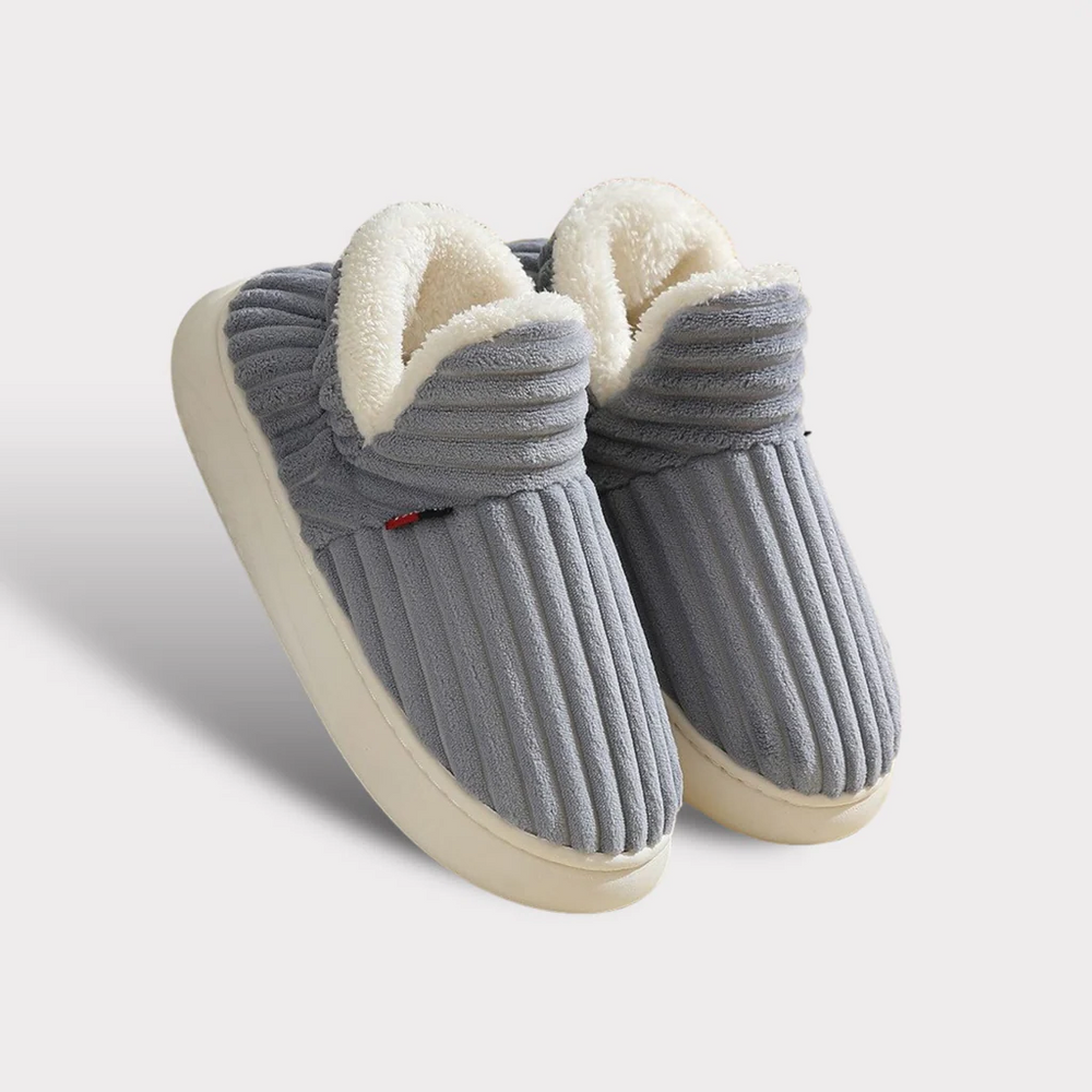 Boutique warm slippers