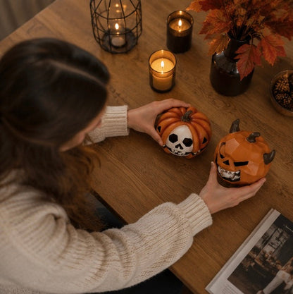 Halloween Pumpkin Skull Resin Figurine – Horror-Themed Decorative Ornament for Desktop Display, Creepy Crafts, and Festive Haunted Atmosphere Props