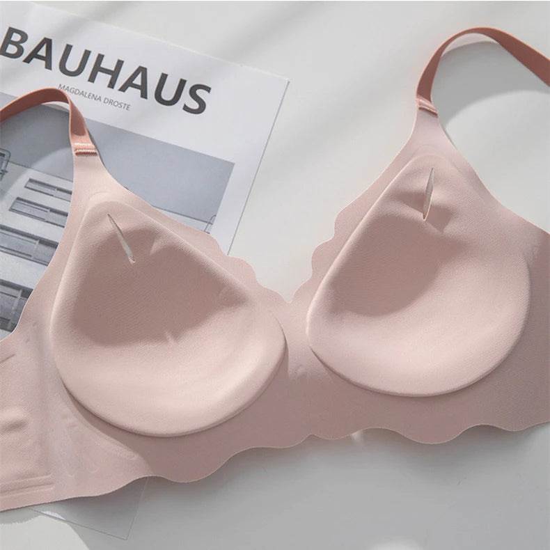 Seamless Sports Bra for Women – Lightweight Rims-Free Design with Gentle Breast Lift, Ideal for Small Bust and Everyday Underwear Comfort