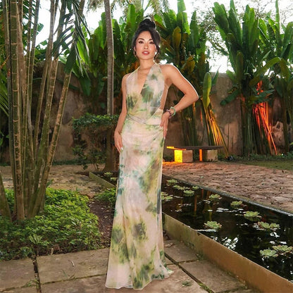 Bold Contrast Tie Dye Deep V-Neck Strap Dress – Backless Off-Shoulder Design for Spring Parties and Holidays