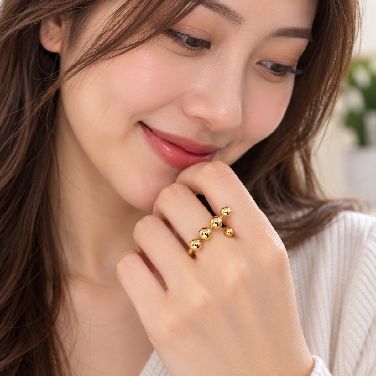 Micro-Motion Rotating Bead Ring – Round Bead Jewelry with Playful Spinning Detail for Stylish Everyday Wear, Stress Relief and Unique Gifting