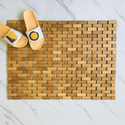 Foldable Bamboo Bath Mat – Anti-Slip Natural Wooden Spa Rug for Bathrooms, Showers, and Home Wellness Spaces