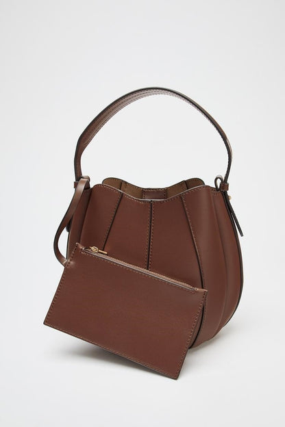 Luxury Designer Bucket Bag – Fashionable Crossbody Handbag with Detachable Wallet Pocket for Everyday Chic