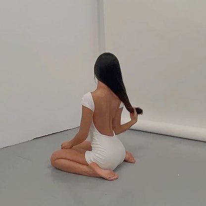 Sleeveless White Jumpsuit – Sexy Backless Bodycon Romper for Fashion-Forward Women and Chic Streetwear Looks