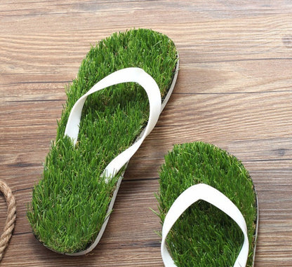 Grass-Style Summer Flip Flops – Unisex Beach Sandals with Realistic Lawn Texture for Outdoor Casual and Poolside Wear