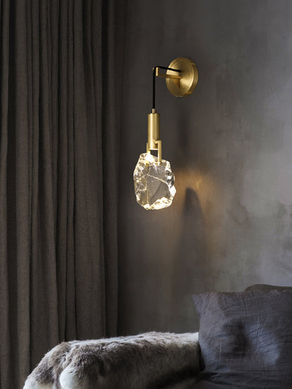 Crystal LED Wall Light – Elegant Water Droplet Design with Copper Finish, Nordic Wandlamp for Bedrooms, Living Rooms, Bathrooms, and Beside Mirrors