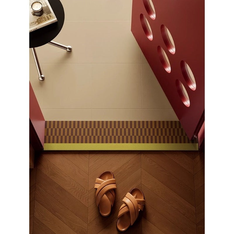Non-Slip Bathroom Floor Mat – Water-Absorbing Diatom Mud Rug with Striped Design for Showers, Doorways and Quick-Drying Everyday Bathroom Comfort