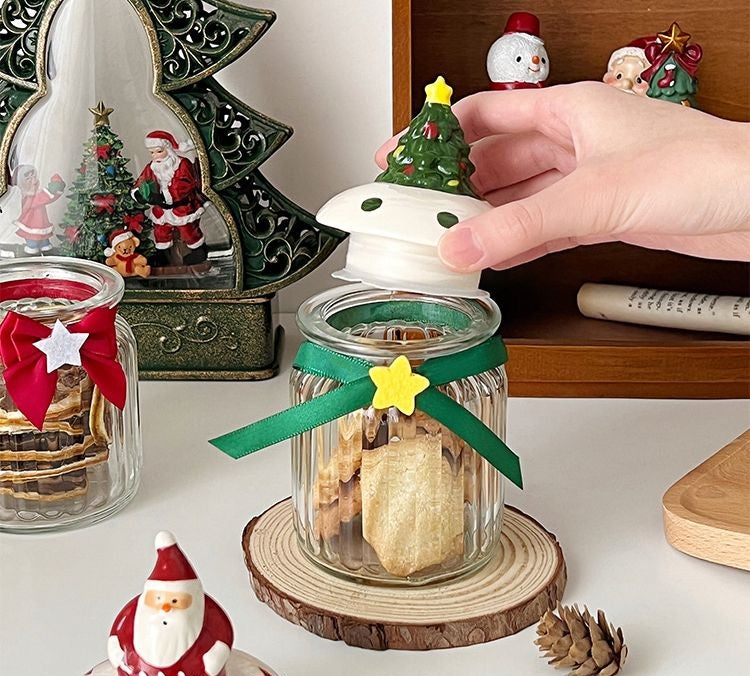 Christmas Glass Sealing Jar – Cute Santa Candy Storage Bottle for Snacks, Cookies & Holiday Treats, Decorative Kitchen Container for Xmas & New Year