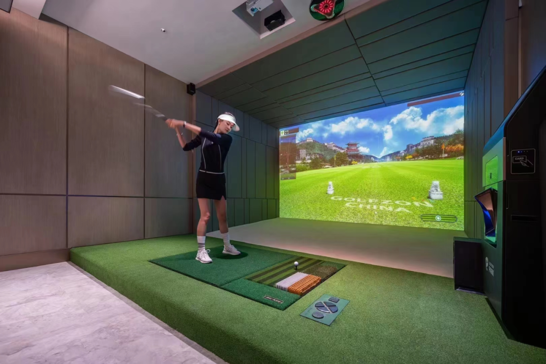 Golf Simulator Turf Mat – 1040x350MM Striated Swing Practice Surface for Indoor Training, Simulator Setups and Consistent Club Contact Feedback