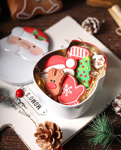 Christmas Gingerbread Iron Candy Boxes – Festive Holiday Storage Tins for Sweets, Gifts & Home Décor, Perfect for Xmas Parties, New Year & Navidad