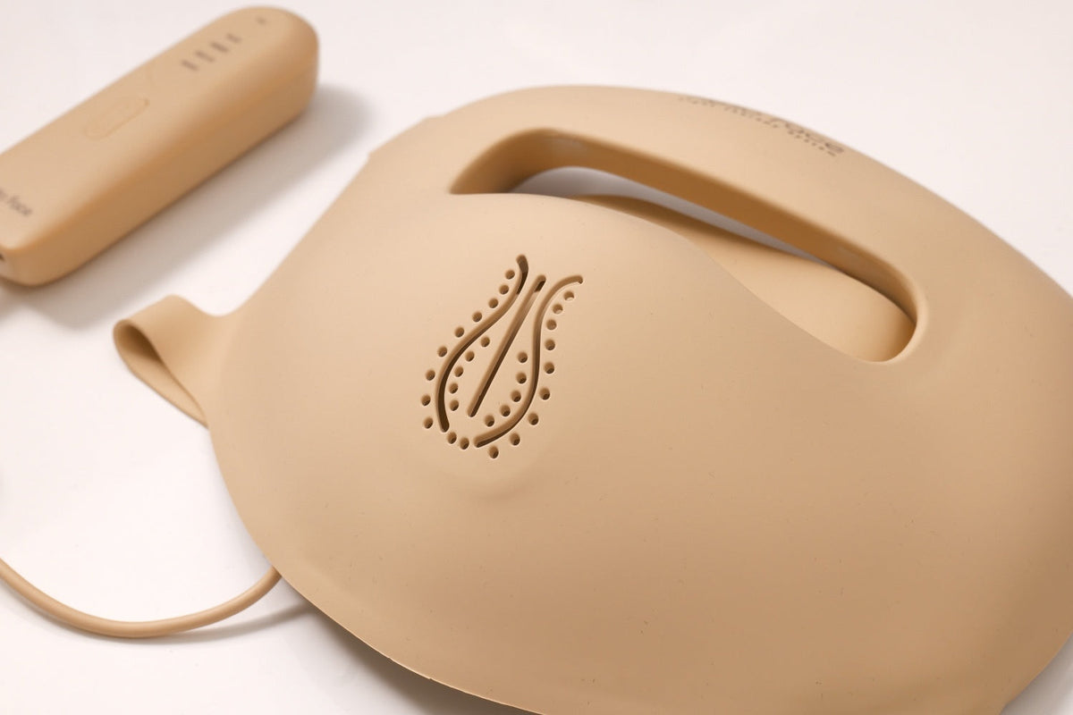 Hello Face M300 LED Mask – Flexible 4D Contouring Silicone Photon Therapy Mask for Comfortable, Light-Blocking At-Home Facial Skin Care