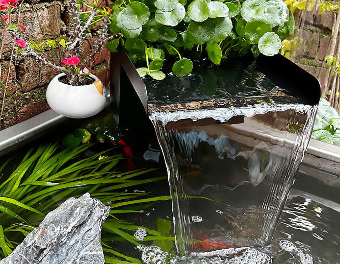 Artificial Rockery Water Fountain – Circulating Pool Feature with Pump, Waterfall Outlet and Filtration System for Gardens, Patios and Decorative Landscapes