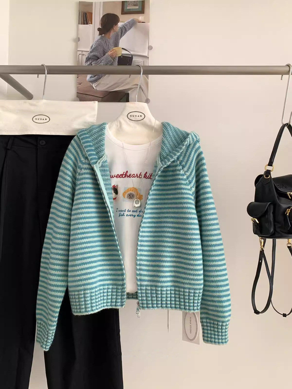 Retro Striped Knit Cardigan – Women's Zip Up Hooded Sweater with Loose Fit, Short Coat Design and Korean Autumn Winter Style