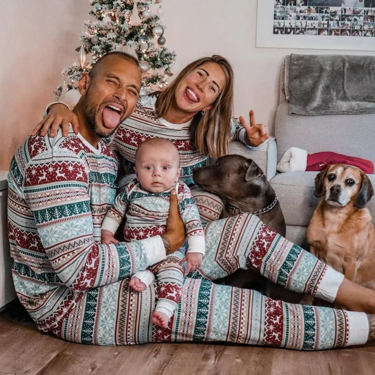 Happy New Year Family Pajama Set – Matching Christmas Sleepwear for Mom, Dad, Kids; Soft, Cute Holiday Outfits for Festive Home Photos