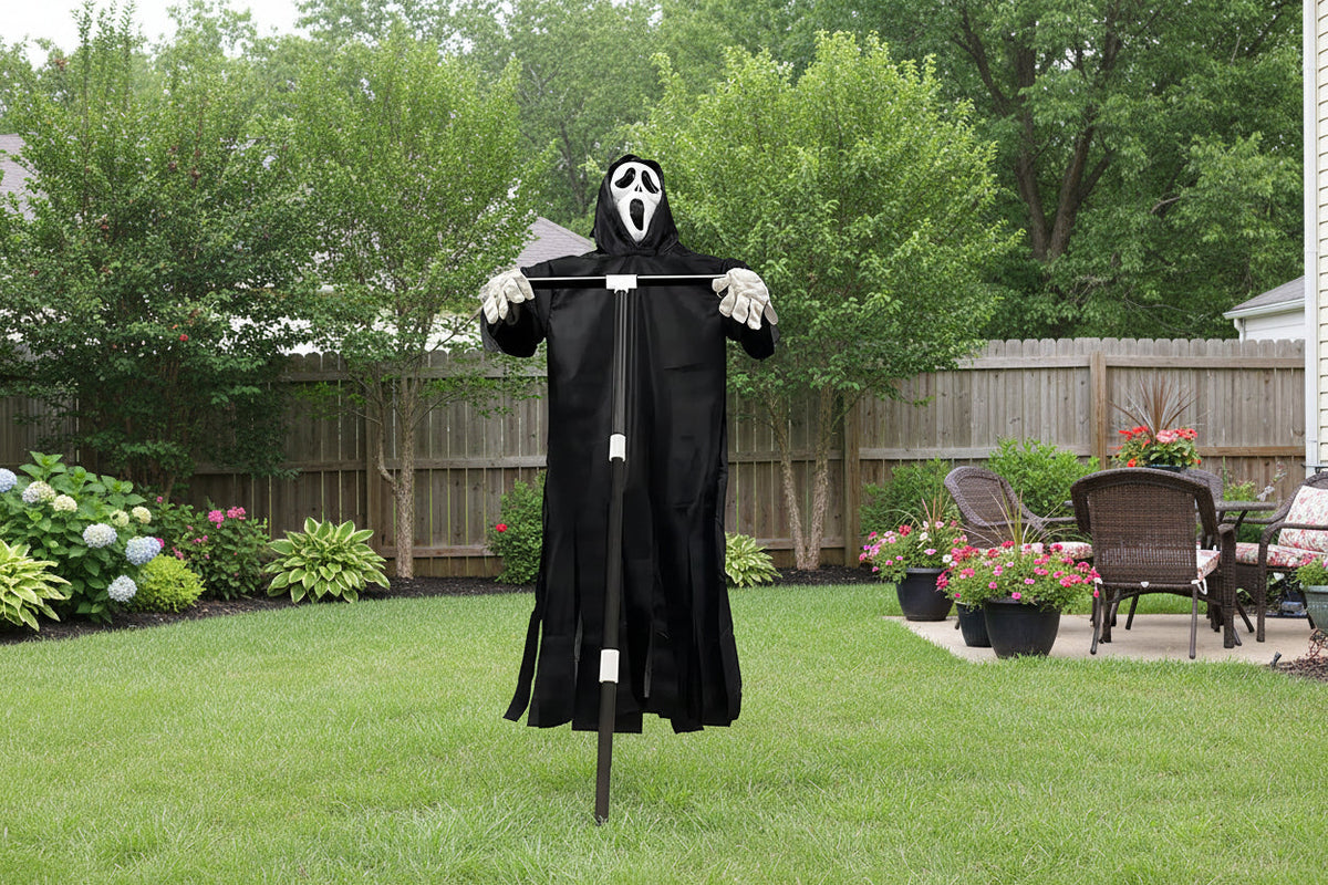 Halloween Ghostface Scarecrow Decoration – Hanging Outdoor Garden Horror Decor with Robed Grim Reaper Design