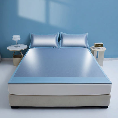 Cooling Ice Silk Mattress Pad – Carbon Fiber Summer Bed Mat with Wide Edging and Pillowcase for Cool, Comfortable Nighttime Sleep