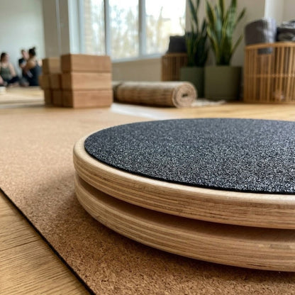 Wood Pilates Twist Board – Rotating Balance Disc for Core Training, Posture Correction, Yoga and Postpartum Recovery