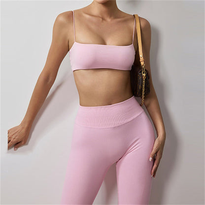 Seamless Strappy Sports Bra – Medium Support Women’s Yoga Crop Top with Comfortable Fit for Gym Workouts, Running, Fitness and Training
