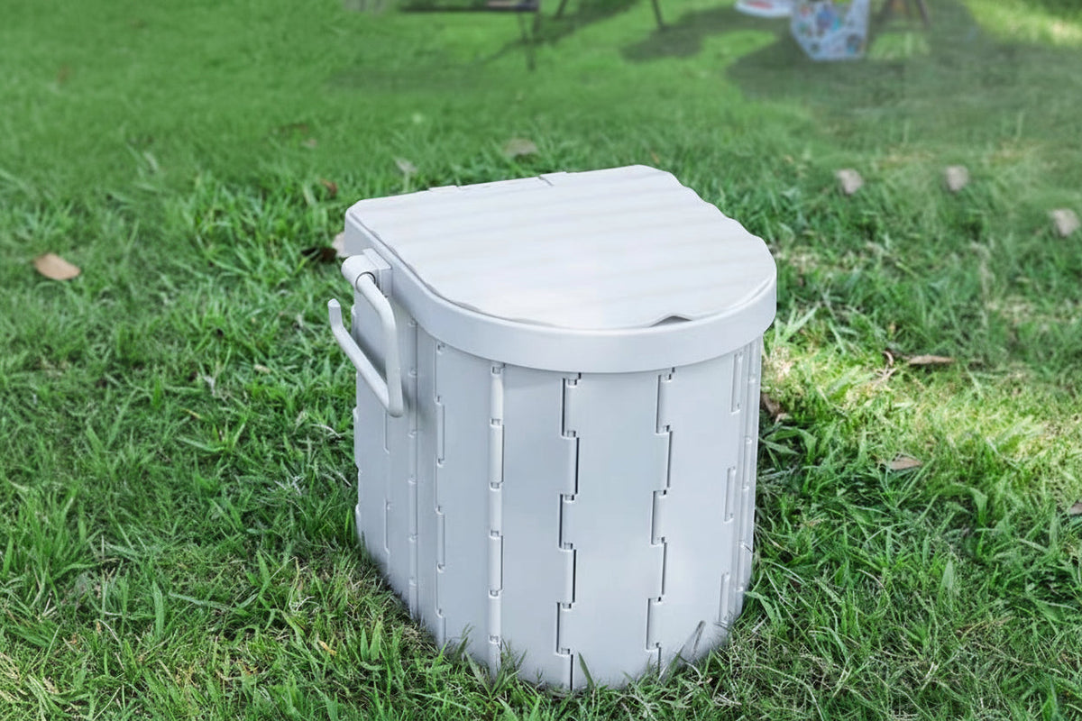 Portable Folding Camping Toilet Seat – Travel Bucket Toilet with Lid for Car Trips, Emergency Outdoor Camping Toilet for Hiking, Fishing and Road Travel
