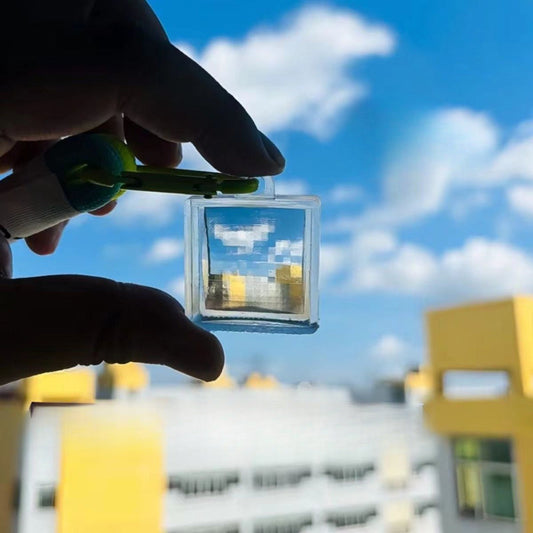 Acrylic Mosaic Photography Lens - Creative Pixel Effect Tool for Keychains, Travel Memories and Artistic Photography Projects