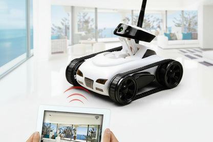 WiFi Remote Control Tank Toy – Four-Channel Tracked Camera Car with Real-Time Video Transmission for Kids Interactive Driving and Exploration
