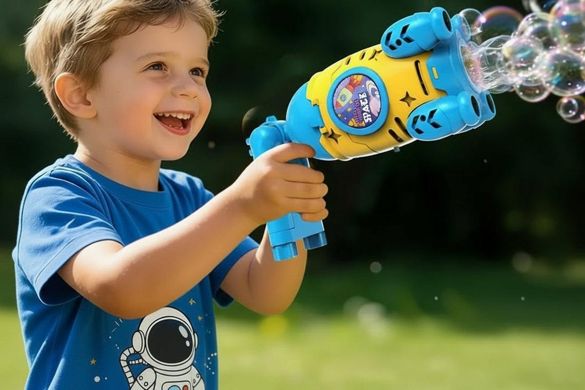 Automatic Bubble Machine Gun – Handheld Remote-Controlled Toy with Lights for Kids Outdoor Play, Birthday Parties and Summer Fun