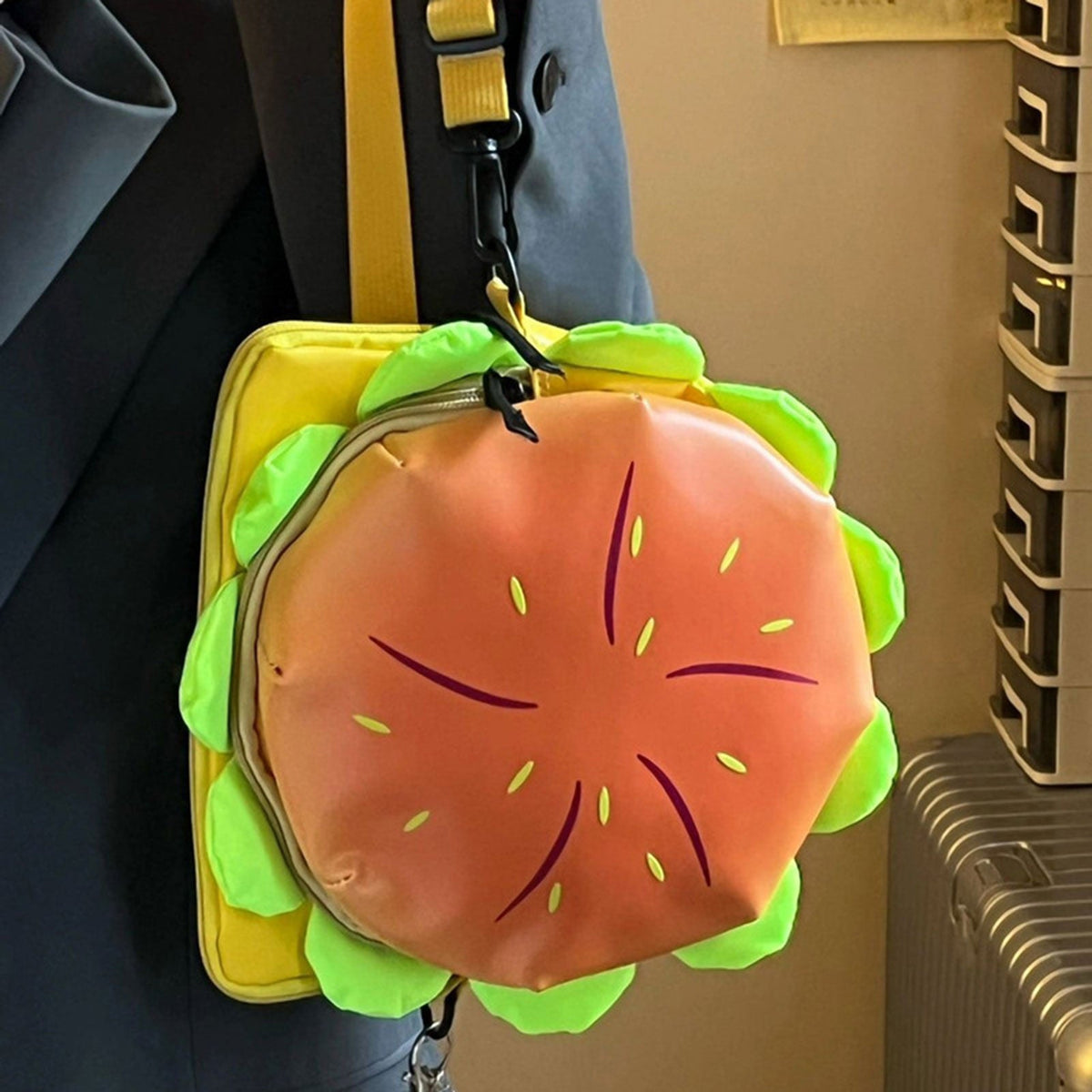 Cartoon Hamburger Backpack – Large-Capacity Cheeseburger Daypack with Shoulder Strap, Fashionable Travel Messenger Bag for School, Work & Outdoor Adventures